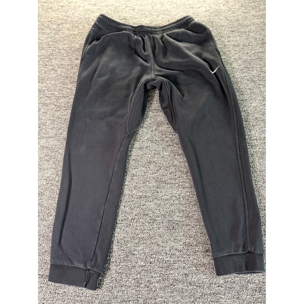 Nike Sportswear Sweatpants Mens 2XL Black Swoosh Logo Performance Tapered Leg